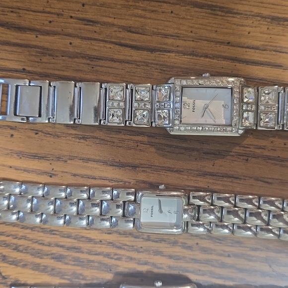 Four Used Fossil Watches - Picture 4 of 13